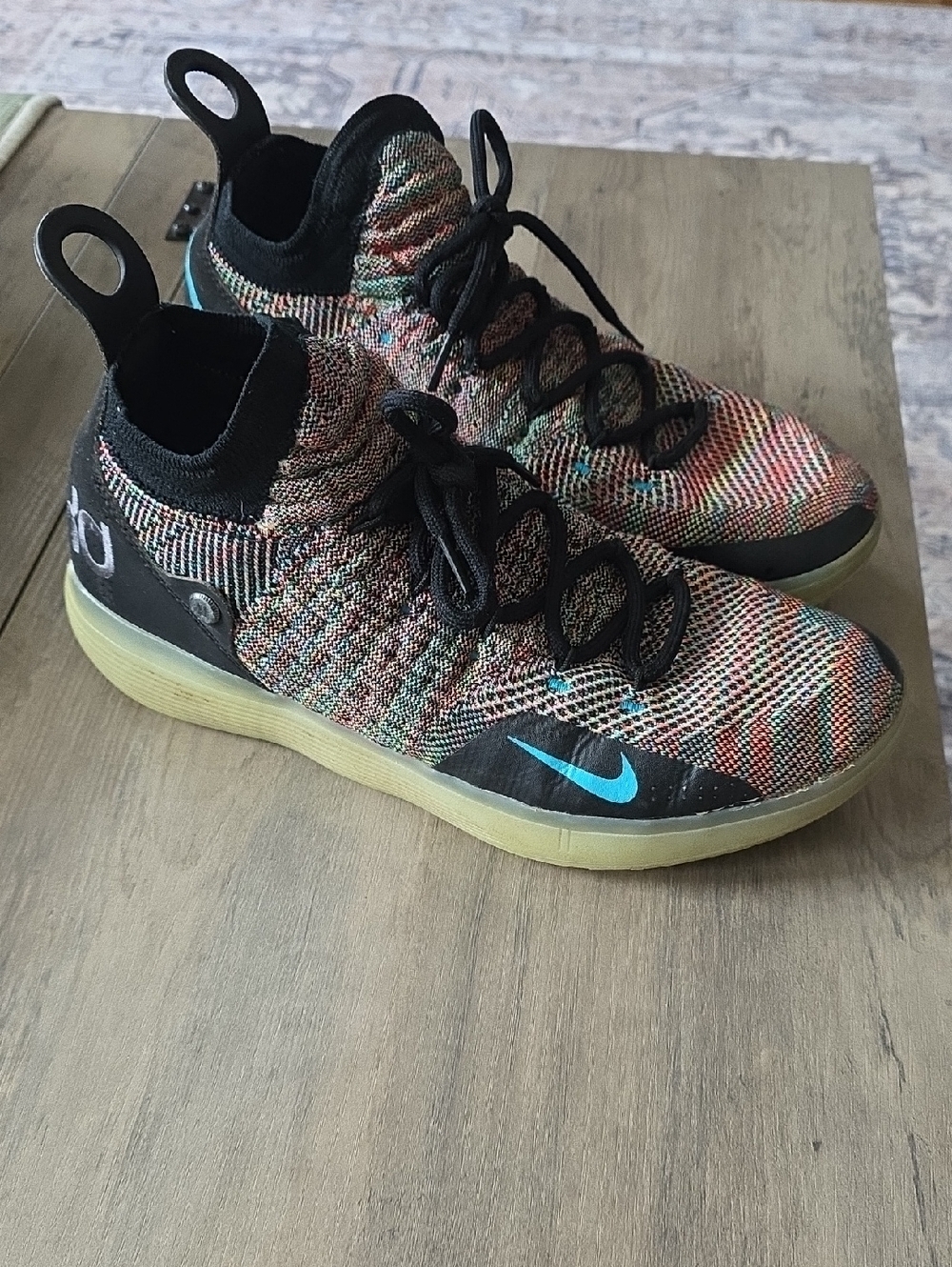 Nike Mens Multicolor Flyknit Sneakers with Blue Swoosh